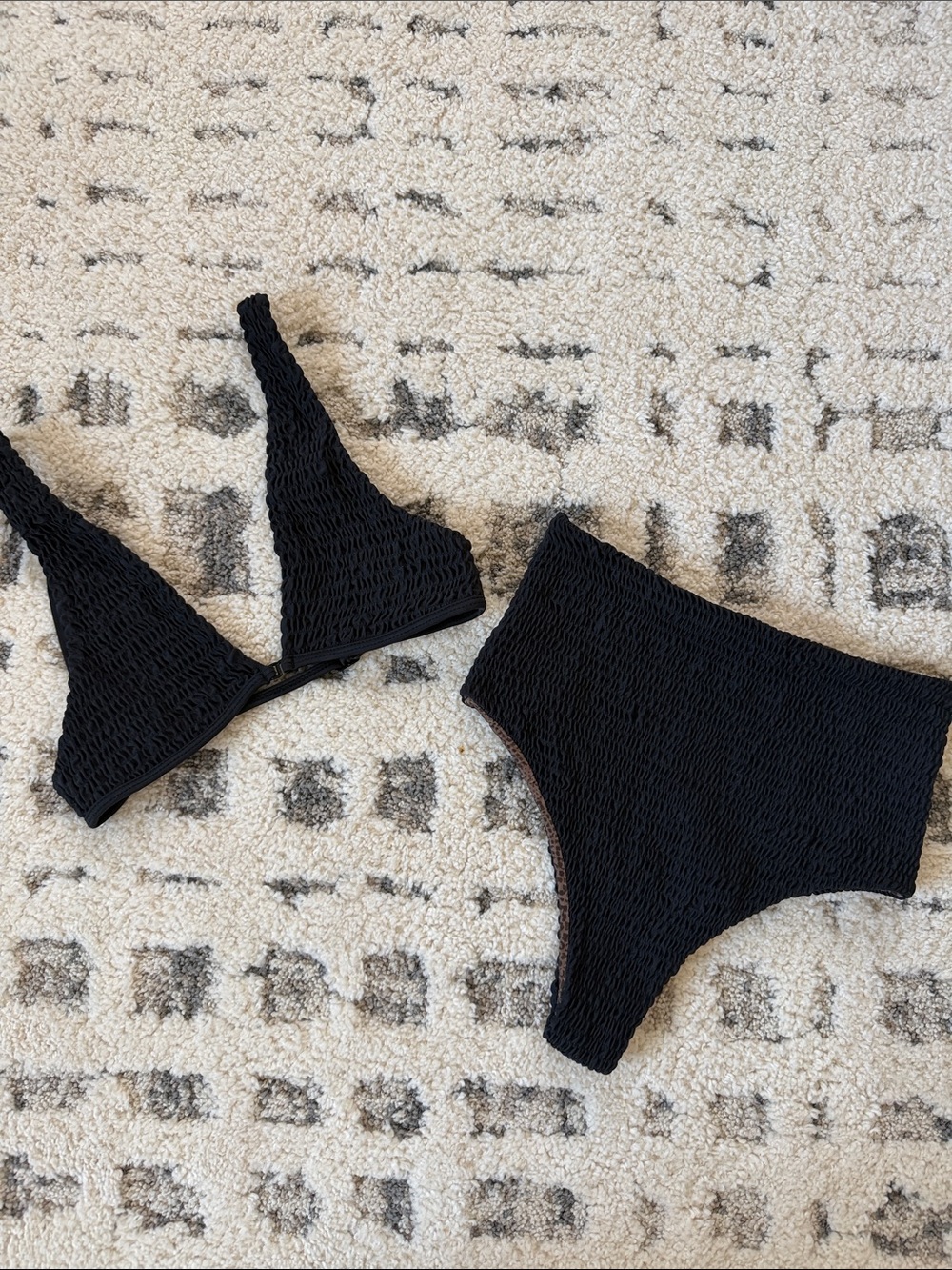 Acacia Black Scrunch Set
